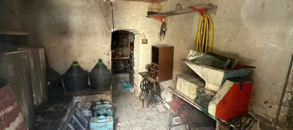 6 rooms House in Casola in Lunigiana, Italy No. 261559 33