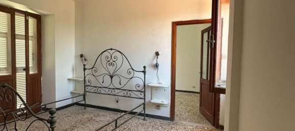 6 rooms House in Casola in Lunigiana, Italy No. 261559 14