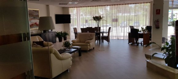 2 bedrooms Commercial property in Estepona, Spain No. 2942 6