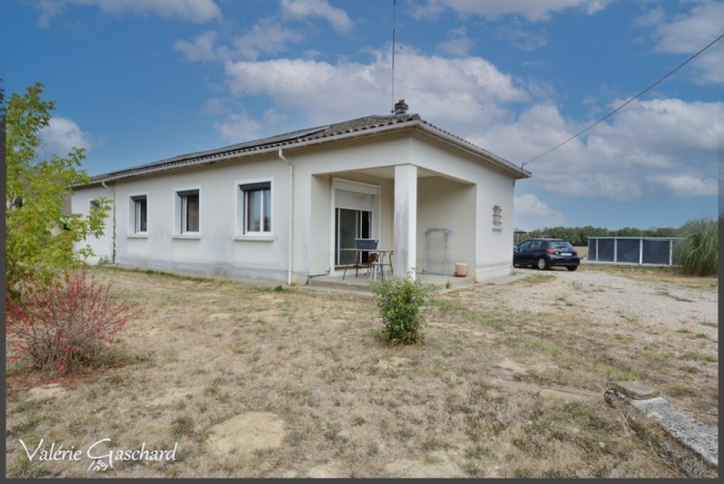 3 Schlafzimmer Haus in Gours, France, Nr. 317798