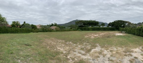  Commercial property in Hua Hin, Thailand No. 6851 2