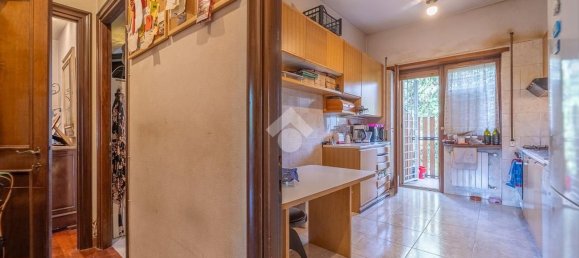 5 rooms Apartment in Rome, Italy No. 283953 14