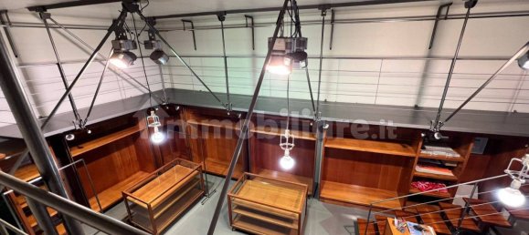 Коммерческая недвижимость с 3 комнатами в Джоя дель Колле, Италия № 75906 9