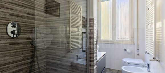 3 bedrooms Apartment in Rome, Italy No. 377579 30