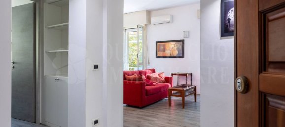 3 bedrooms Apartment in Rome, Italy No. 377579 2