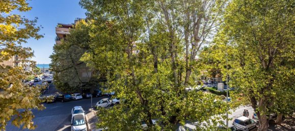 3 bedrooms Apartment in Rome, Italy No. 377579 24