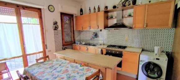 5 rooms Apartment in Greve in Chianti, Italy No. 358626 5