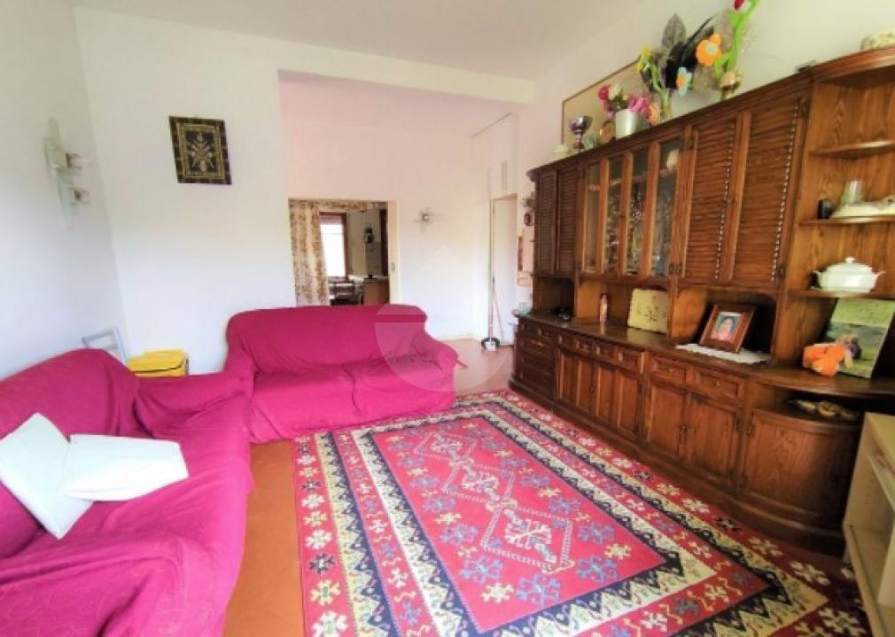 5 rooms Apartment in Greve in Chianti, Italy No. 358626