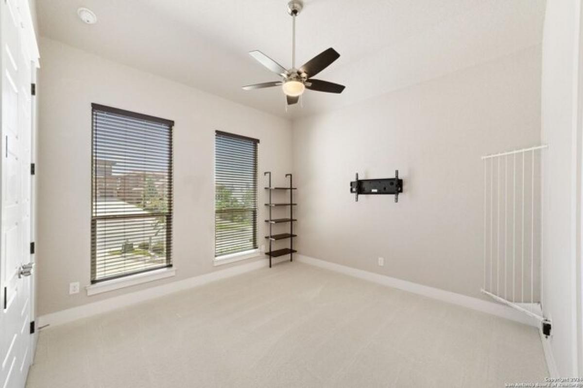 3 bedrooms House in San Antonio, USA No. 420094