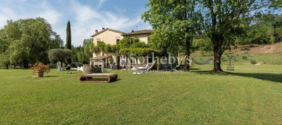 5 bedrooms House in Lucca, Italy No. 119214 28