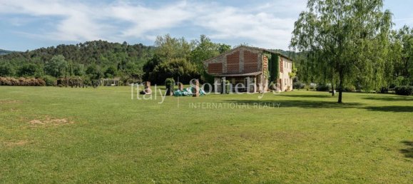 5 bedrooms House in Lucca, Italy No. 119214 30