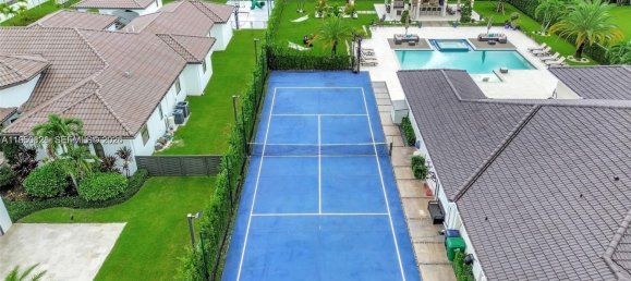 5 dormitorios villa en venta en Miami, Miami-Dade, Florida, USA № 615311 21