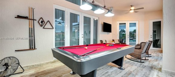 5 dormitorios villa en venta en Miami, Miami-Dade, Florida, USA № 615311 2