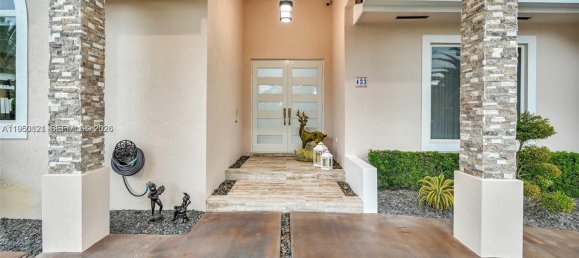 5 dormitorios villa en venta en Miami, Miami-Dade, Florida, USA № 615311 14