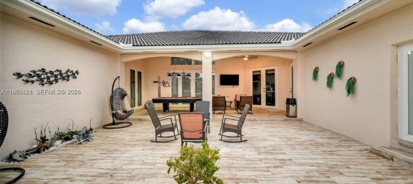 5 dormitorios villa en venta en Miami, Miami-Dade, Florida, USA № 615311 3