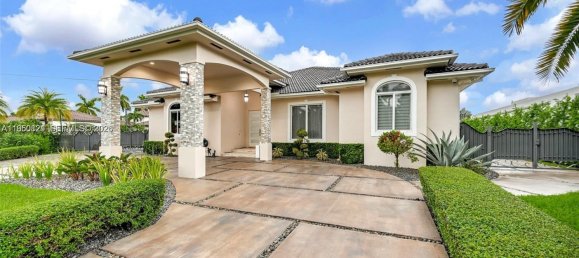 5 dormitorios villa en venta en Miami, Miami-Dade, Florida, USA № 615311 15