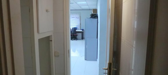 284m² Commercial property in Arona, Spain No. 178046 17