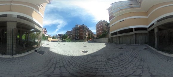 مرآب في Rome, Italy 12متر مربع رقم 370513 20