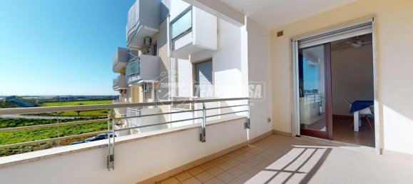 Квартира с 2 комнатами в Казамассима, Италия № 14584 15