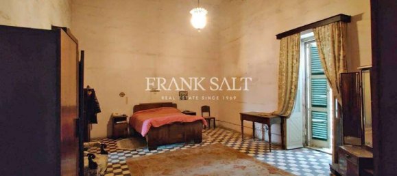 6 bedrooms Townhouse in Sliema, Malta No. 2625 14