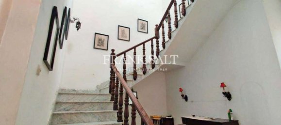6 bedrooms Townhouse in Sliema, Malta No. 2625 10