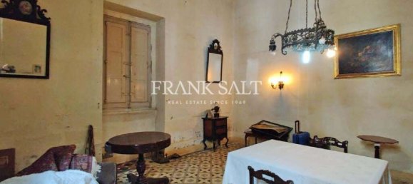 6 bedrooms Townhouse in Sliema, Malta No. 2625 12