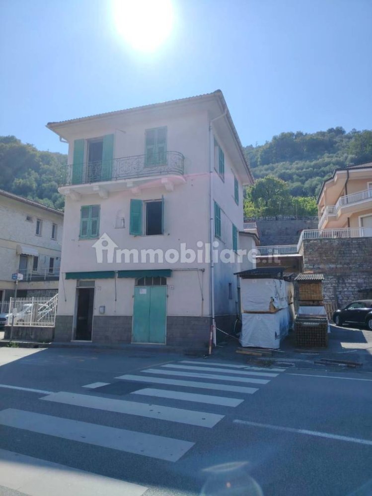 4 bedrooms House in Chiavari, Italy No. 288829