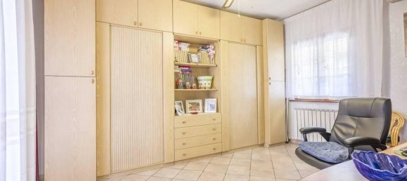 Villa de 7 habitaciónes en Guidonia Montecelio, Italy No. 23122 36