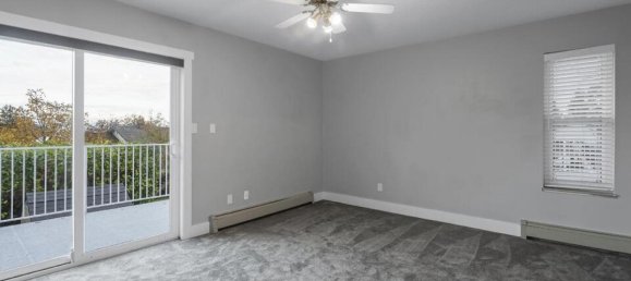 7 bedrooms House in British Columbia, Canada No. 1264 4