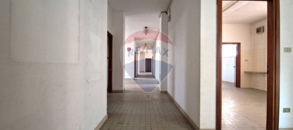 5-salle Bureau à Chieti, Italy No. 302219 8