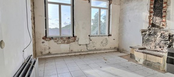 5 rooms House in Armentieres, France No. 256257 3