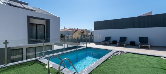 4 غرف نوم منزل في Odivelas, Portugal رقم 111879 37