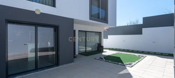 4 غرف نوم منزل في Odivelas, Portugal رقم 111879 40