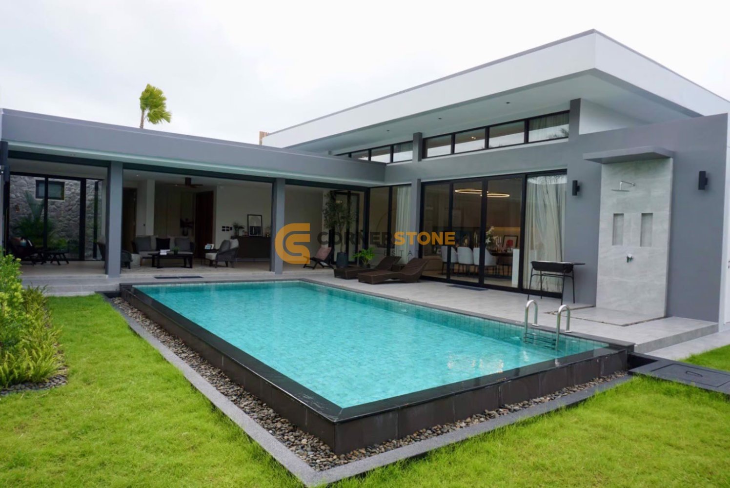 Casa en Pattaya, Thailand 365 m² No. 1872