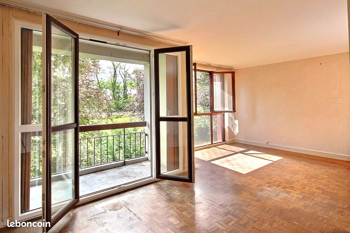 1 غرف نوم شقة في Suresnes, France رقم 176406