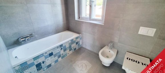 4غرفة فيلا في Oggiona con Santo Stefano, Italy رقم 166522 19