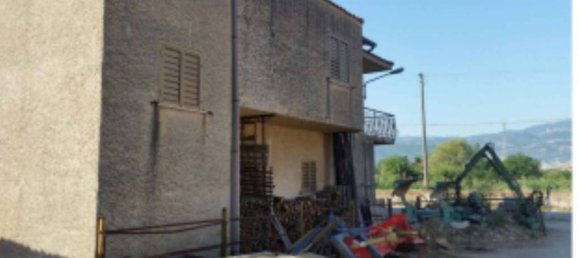 378m² Warehouse in Sala Consilina, Italy No. 291584 2