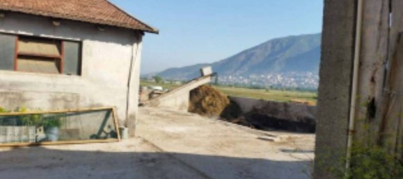 378m² Warehouse in Sala Consilina, Italy No. 291584 3