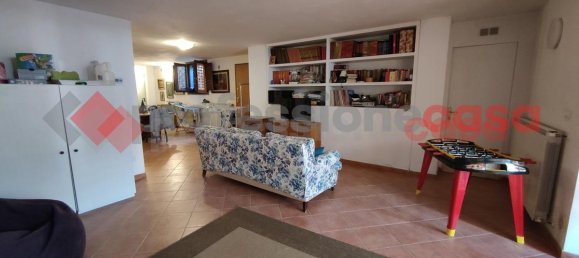 Villa de 6 divisões em Montelupo Fiorentino, Italy N.º 25216 26