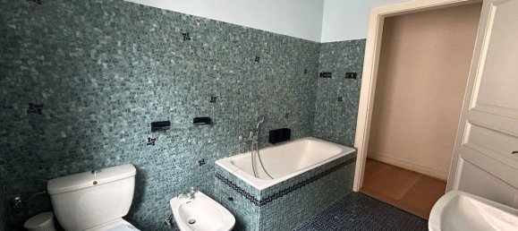 4 Schlafzimmer Wohnung in Strasbourg, France, Nr. 63011 7