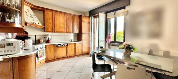 4 bedrooms Villa in Avigliana, Italy No. 315088 8