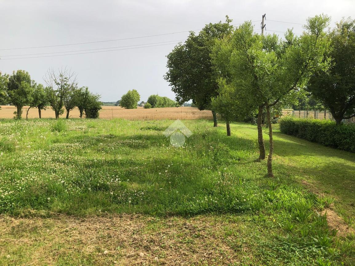 18000m² Land in Pianiga, Italy No. 171633