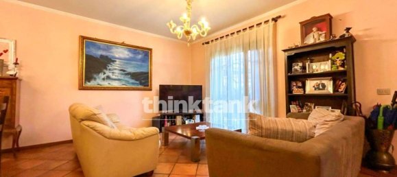 Villa T3 em San Gregorio di Catania, Italy N.º 347125 2
