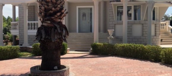 4 bedrooms Villa in Vasilika, Greece No. 2838 2