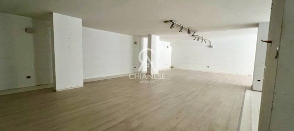 2 rooms Commercial property in Salerno, Italy No. 342649 13