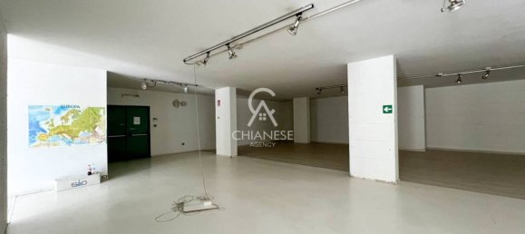 2 rooms Commercial property in Salerno, Italy No. 342649 15