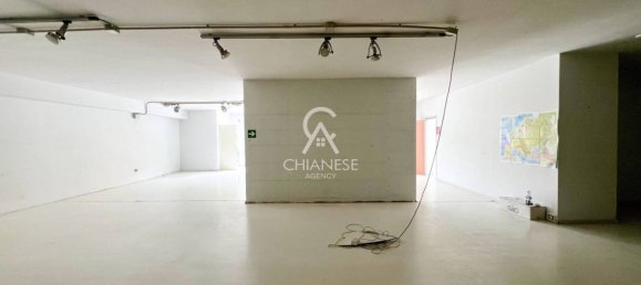 2 rooms Commercial property in Salerno, Italy No. 342649 9