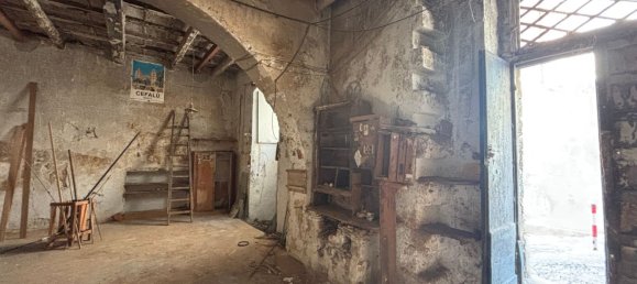 Propriété commerciale à Cefalù, Italy 58m² No. 251267 25