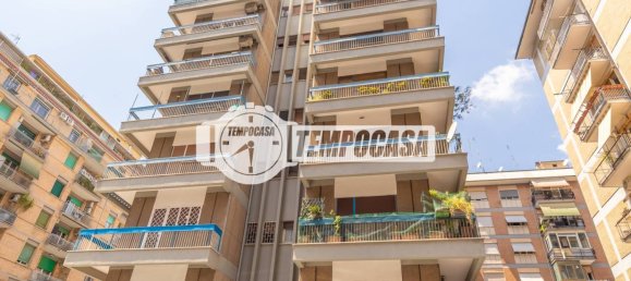 1 bedroom Apartment in Rome, Italy No. 347008 31