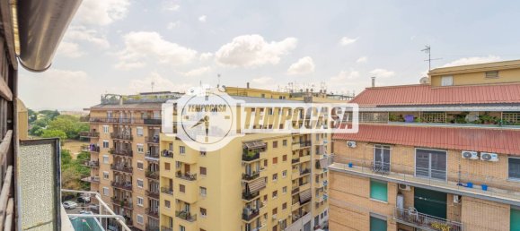 1 bedroom Apartment in Rome, Italy No. 347008 6